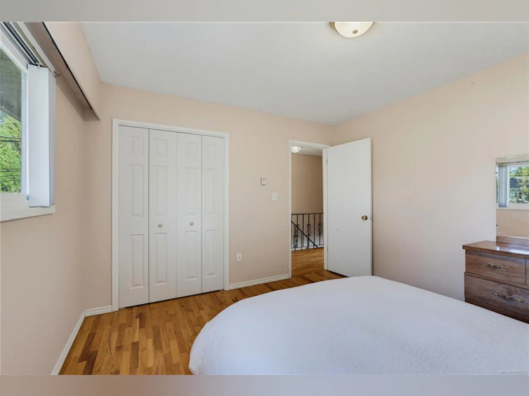 1714 Ashdale Place, Saanich, BC, V8N 1N9 - 11