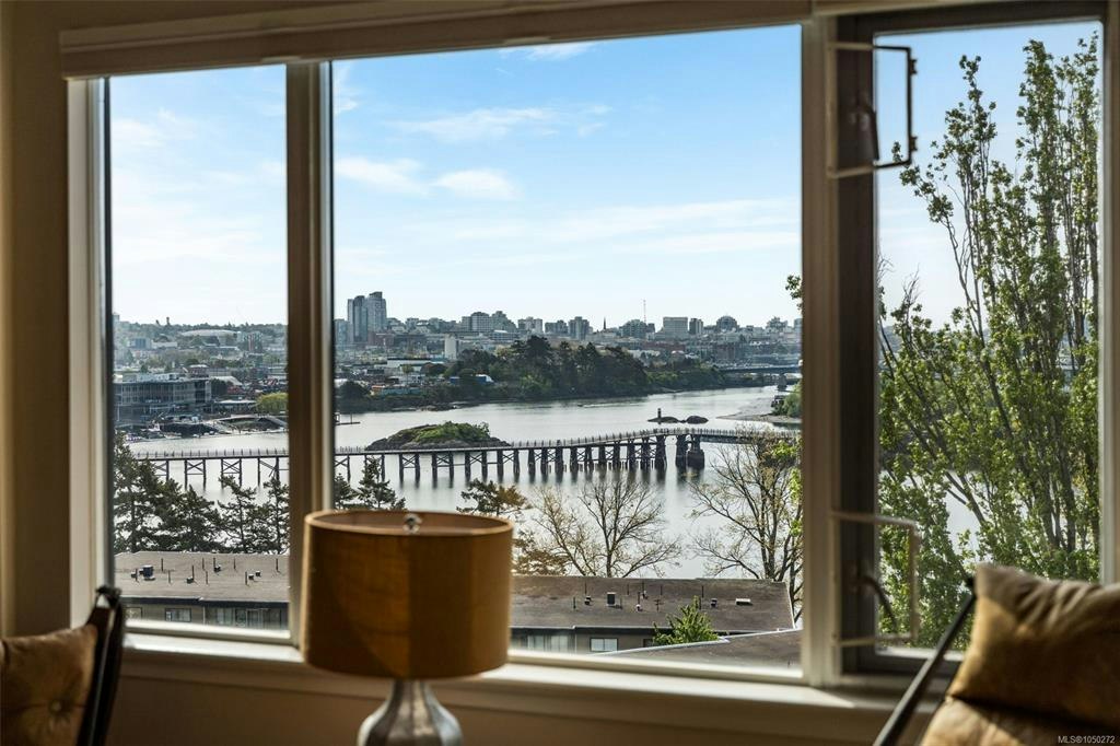 602-103 E Gorge Road, Victoria, BC, V9A 6Z2