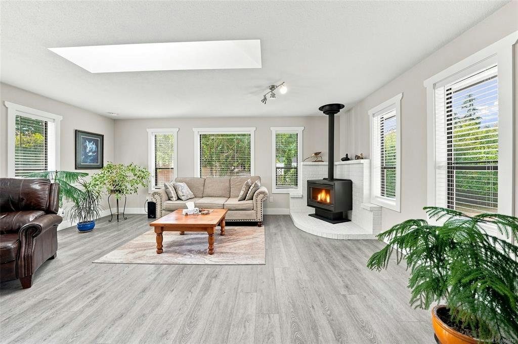517 Hall Road - 5