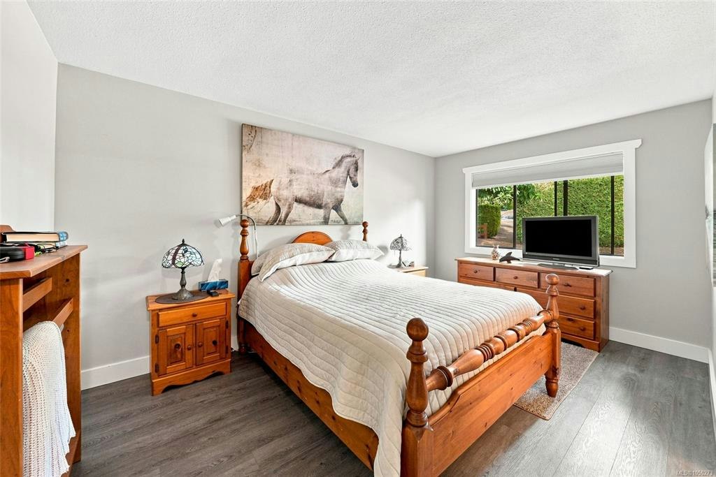 517 Hall Road, Qualicum Beach, BC, V9K 1B7 - 6