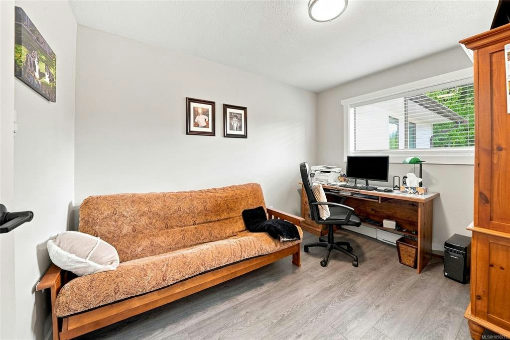 517 Hall Road, Qualicum Beach, BC, V9K 1B7 - 8