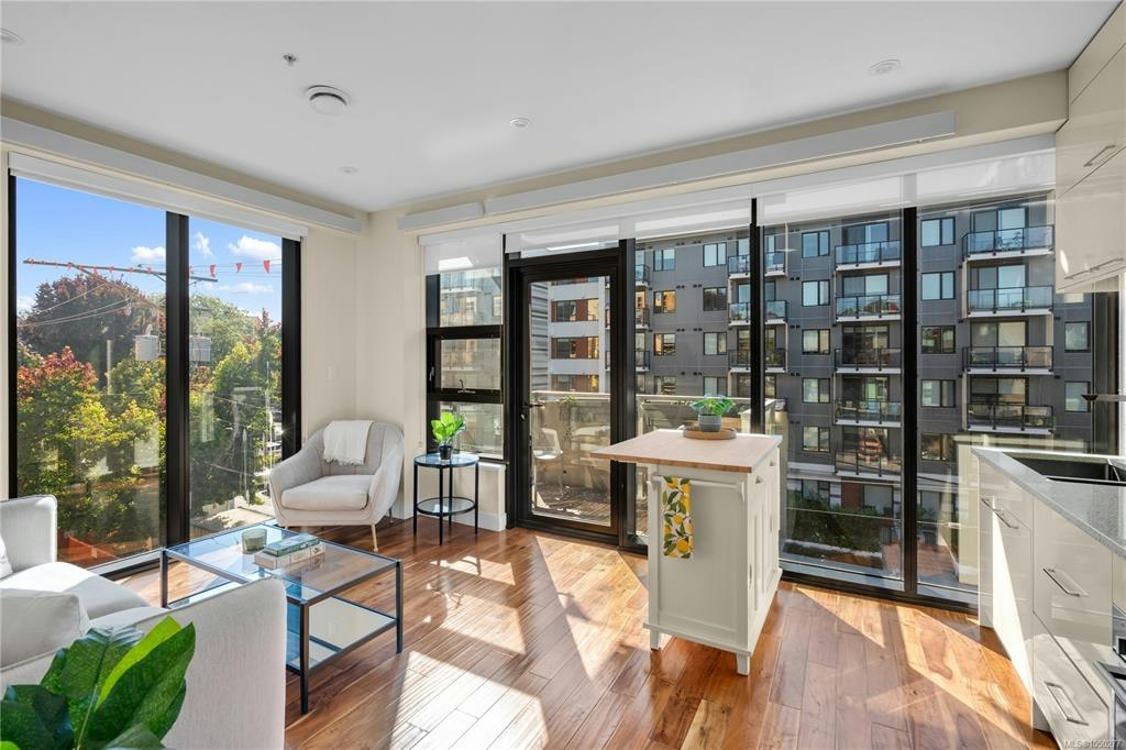 S310-1411 Cook Street, Victoria, BC, V8V 0E8 - 4