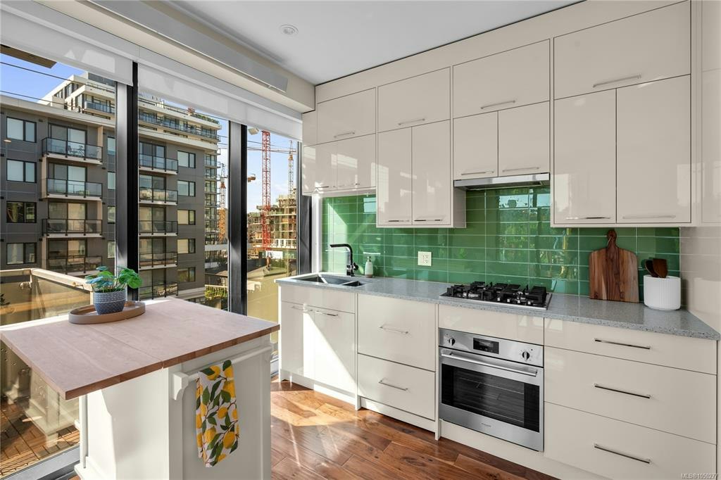 S310-1411 Cook Street, Victoria, BC, V8V 0E8 - 13