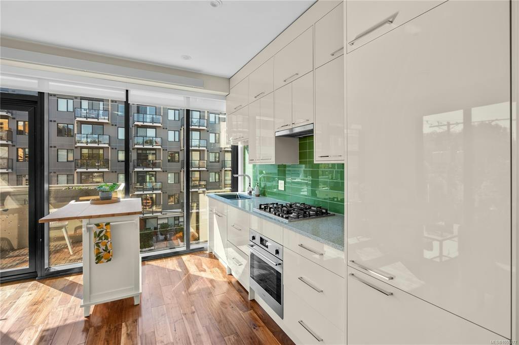 S310-1411 Cook Street, Victoria, BC, V8V 0E8 - 12