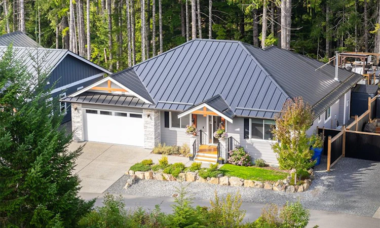 120 Trailhead Circle