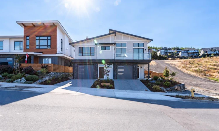 3226 Woodrush Drive