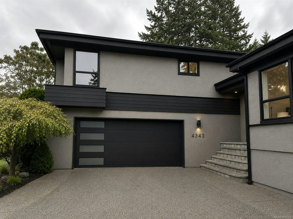 4343 Emily Carr Drive, Saanich, BC, V8X 5E4 - 34