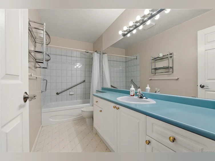 106-1110 Willow Street, Saanich, BC, V8X 3K2 - 23