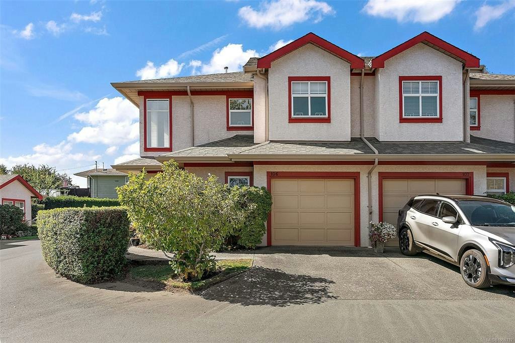 106-1110 Willow Street, Saanich, BC, V8X 3K2