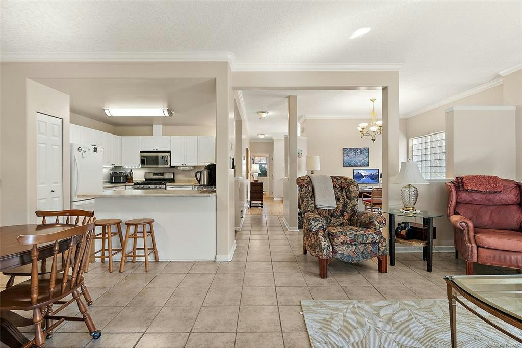 106-1110 Willow Street, Saanich, BC, V8X 3K2 - 15