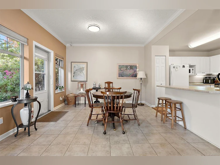 106-1110 Willow Street, Saanich, BC, V8X 3K2 - 7