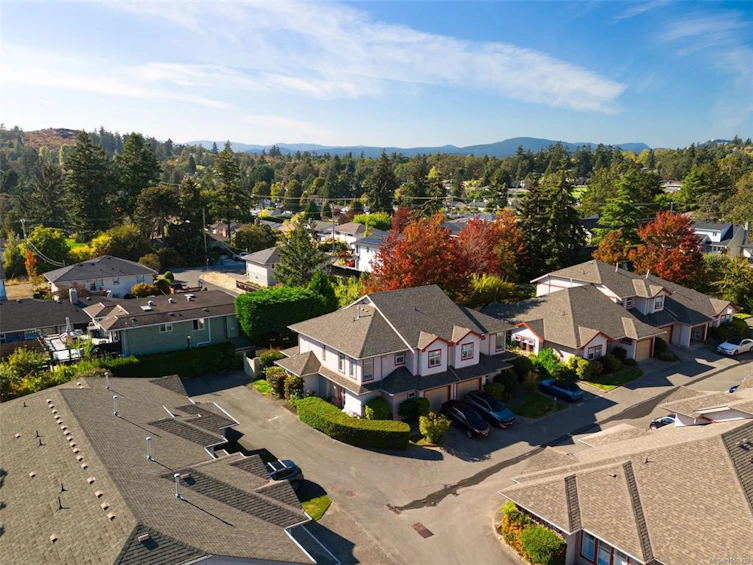 106-1110 Willow Street, Saanich, BC, V8X 3K2 - 33