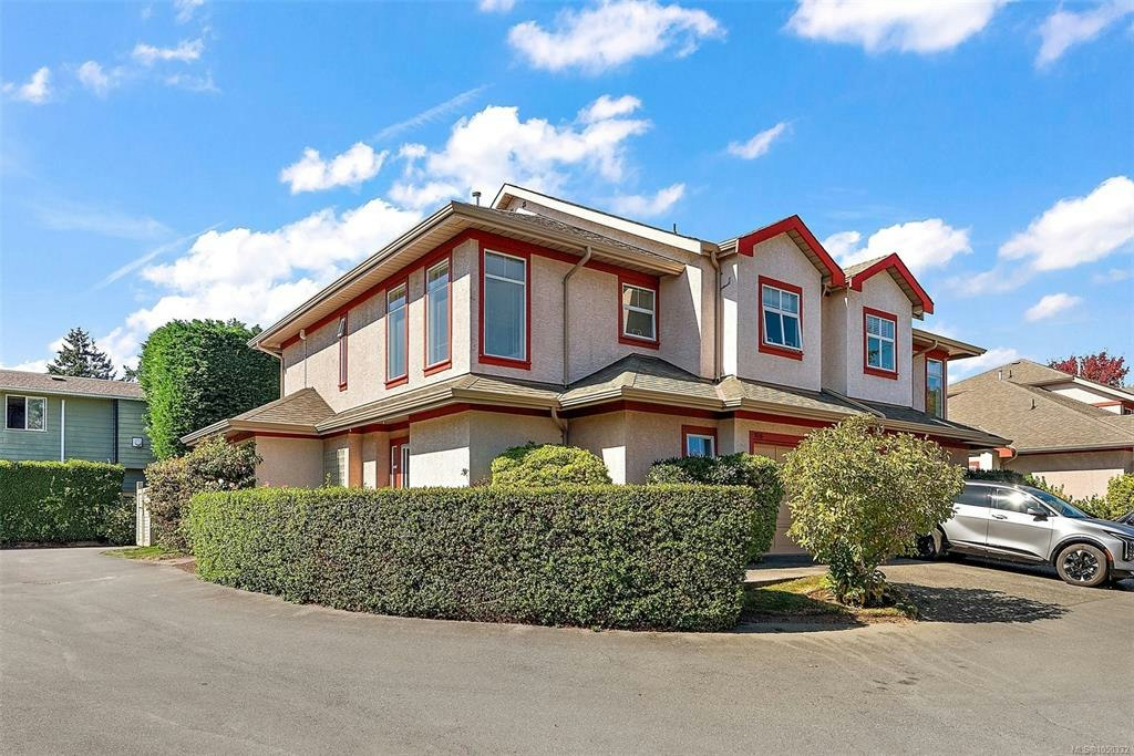106-1110 Willow Street, Saanich, BC, V8X 3K2 - 34