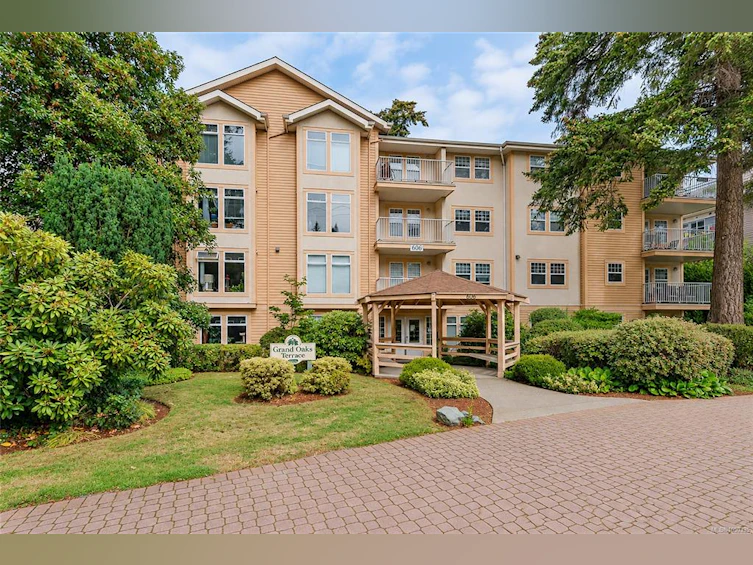 105-606 Goldstream Avenue, Langford, BC, V9B 2W8