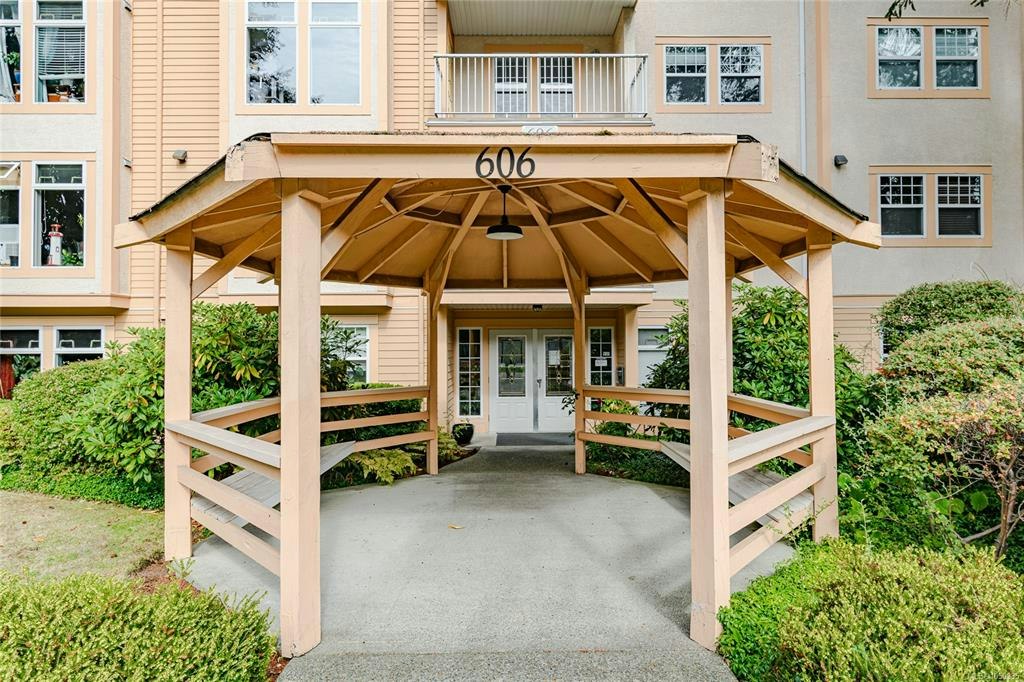 105-606 Goldstream Avenue, Langford, BC, V9B 2W8 - 2