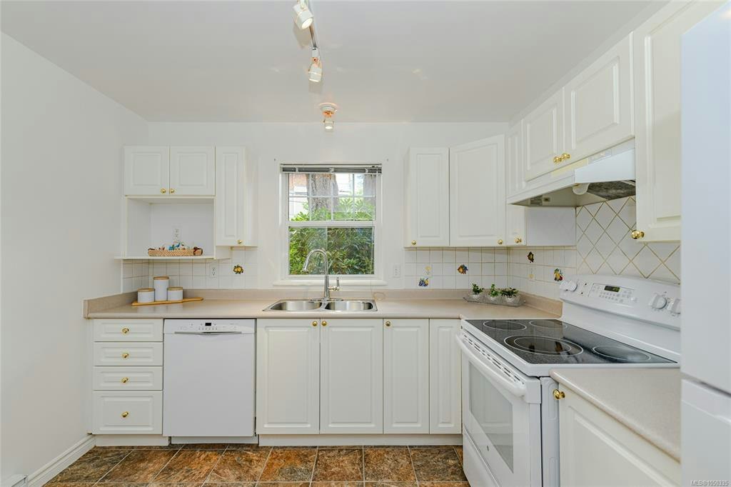 105-606 Goldstream Avenue, Langford, BC, V9B 2W8 - 4