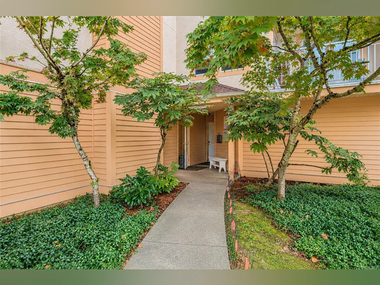 105-606 Goldstream Avenue, Langford, BC, V9B 2W8 - 30