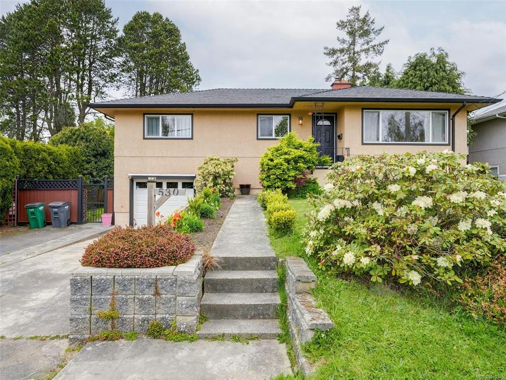 530 Dumeresq Street, Saanich, BC, V8Z 1X2