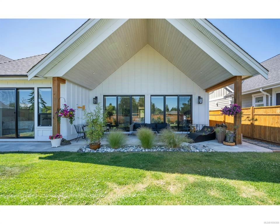 427 Cottage Drive, Qualicum Beach, BC, V9K 2T3