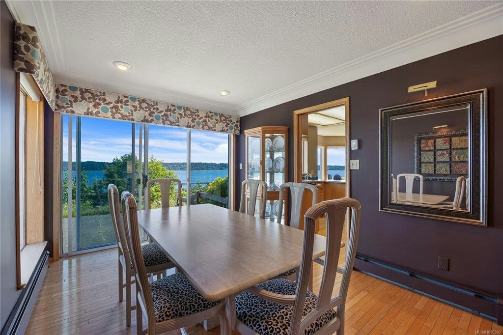 725 Thulin Street, Campbell River, BC, V9W 2L4 - 16