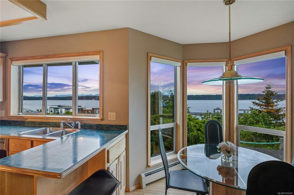 725 Thulin Street, Campbell River, BC, V9W 2L4 - 15