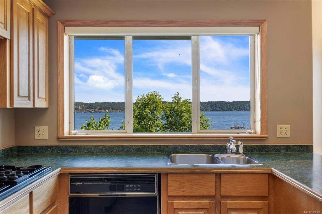725 Thulin Street, Campbell River, BC, V9W 2L4 - 7