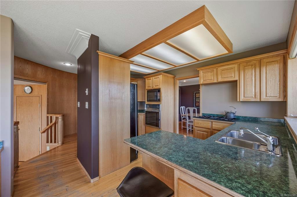 725 Thulin Street, Campbell River, BC, V9W 2L4 - 9