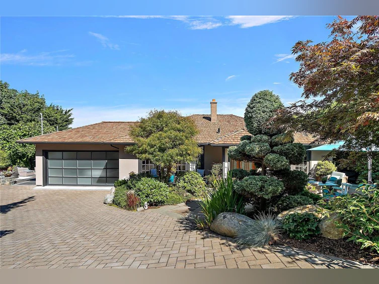 2920 Mt. Baker View Road, Saanich, BC, V8N 1Z5 - 68