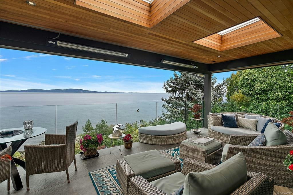 2920 Mt. Baker View Road, Saanich, BC, V8N 1Z5 - 43