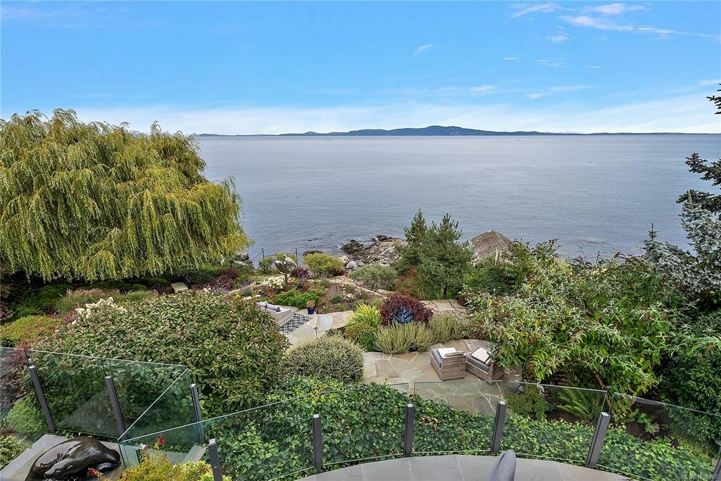 2920 Mt. Baker View Road, Saanich, BC, V8N 1Z5 - 59