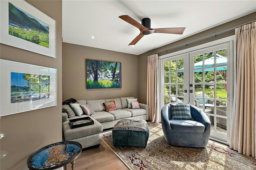 2920 Mt. Baker View Road, Saanich, BC, V8N 1Z5 - 33