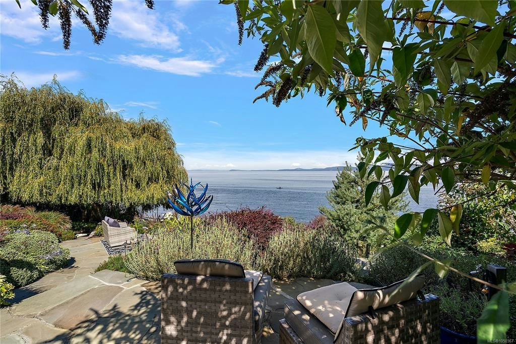 2920 Mt. Baker View Road, Saanich, BC, V8N 1Z5 - 57