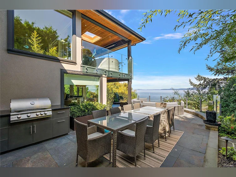 2920 Mt. Baker View Road, Saanich, BC, V8N 1Z5 - 46