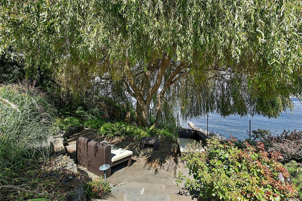 2920 Mt. Baker View Road, Saanich, BC, V8N 1Z5 - 63