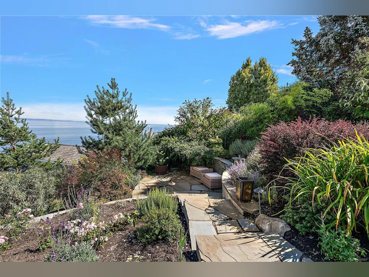 2920 Mt. Baker View Road, Saanich, BC, V8N 1Z5 - 66