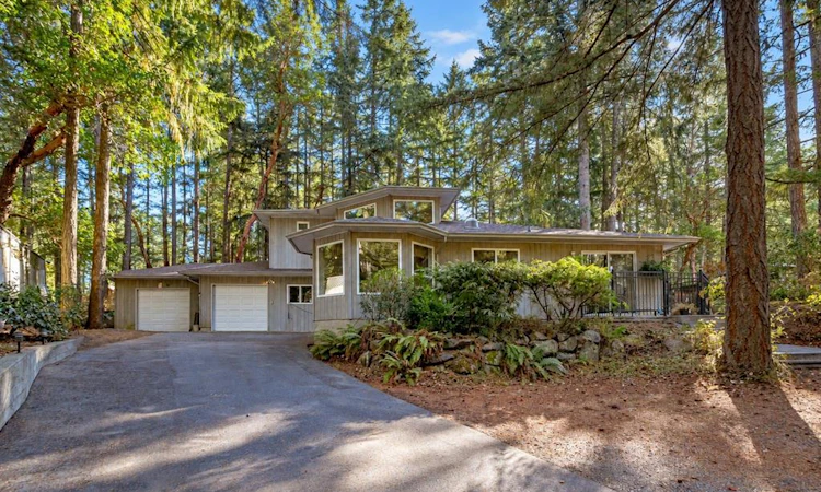 661 Millstream Lake Road