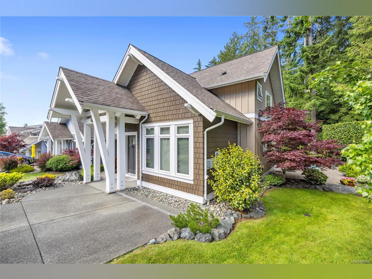 62-5251 W Island Highway, Qualicum Beach, BC, V9K 1S8