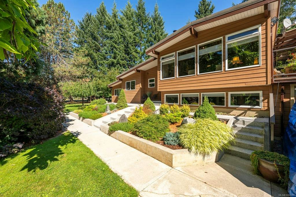 3742 James Crescent, Black Creek, BC, V9J 1E9