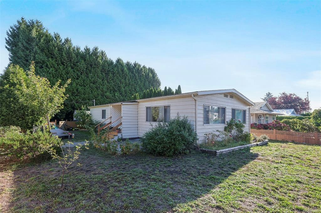 2205 E 4th Street, Courtenay, BC, V9N 7L9