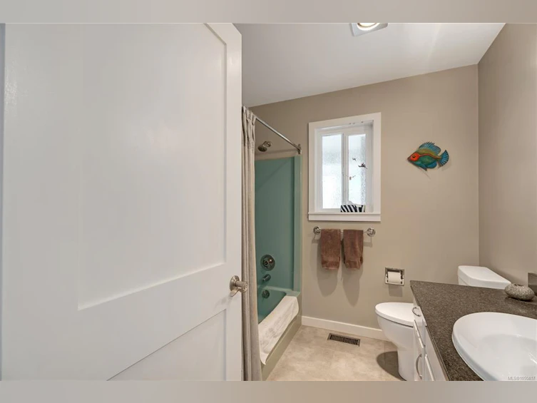 3838 Fearn Way, Ladysmith, BC, V9G 1K7 - 31