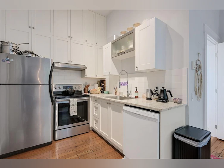 737 Vancouver Street, Victoria, BC, V8V 3V4 - 30
