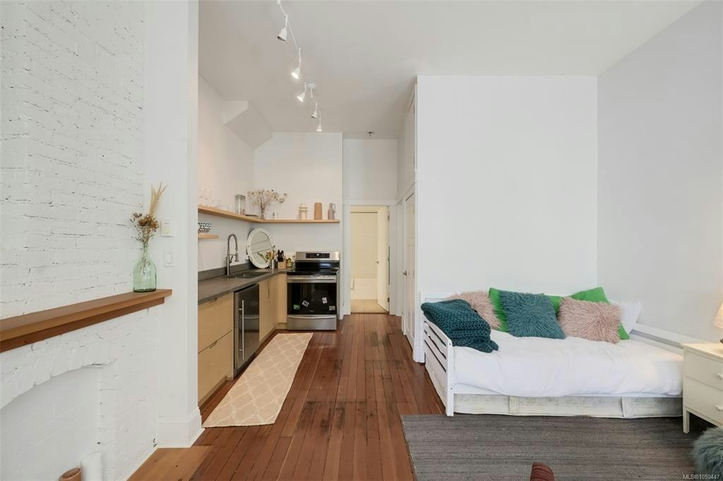 737 Vancouver Street, Victoria, BC, V8V 3V4 - 10