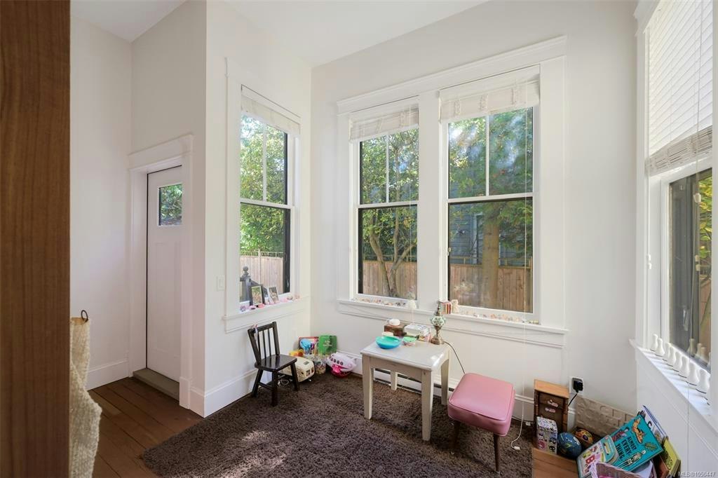 737 Vancouver Street, Victoria, BC, V8V 3V4 - 18