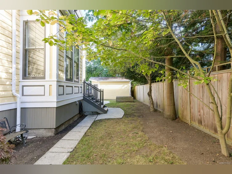 737 Vancouver Street, Victoria, BC, V8V 3V4 - 76