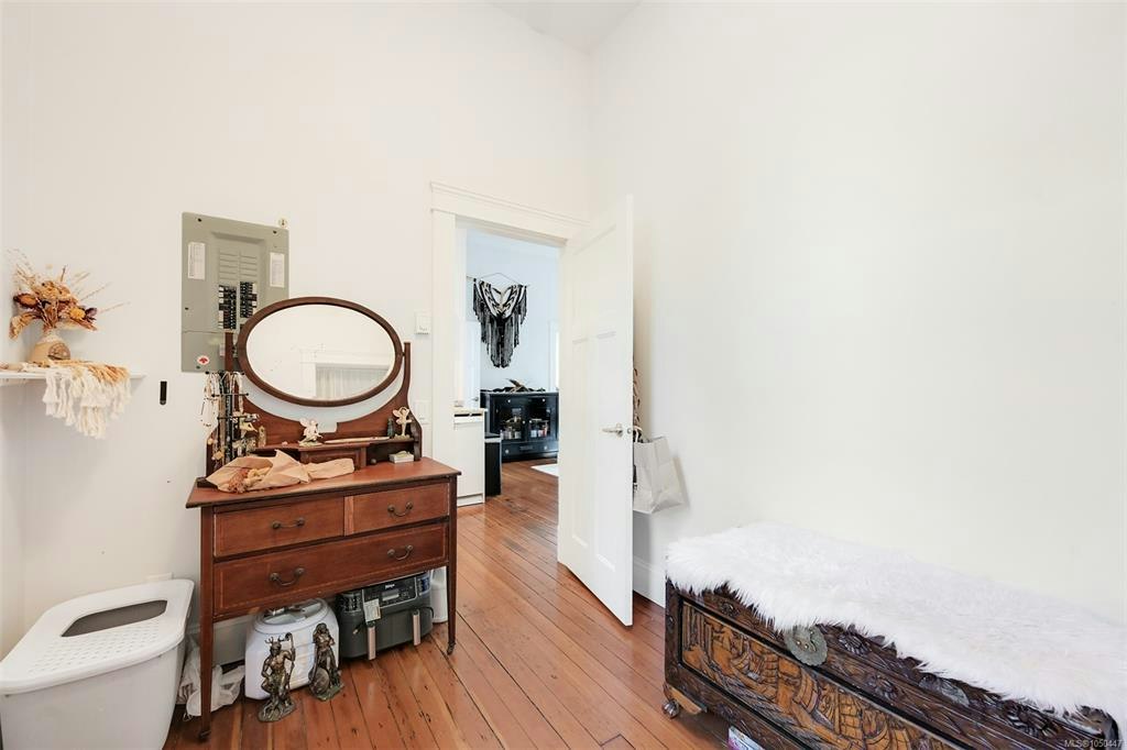 737 Vancouver Street, Victoria, BC, V8V 3V4 - 32