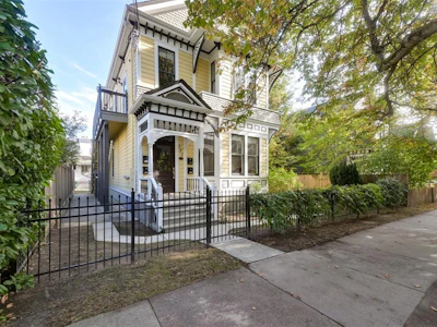 737 Vancouver Street - 2