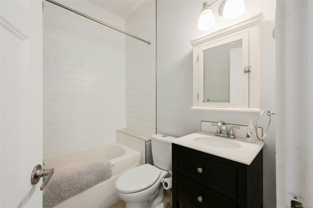 737 Vancouver Street, Victoria, BC, V8V 3V4 - 46