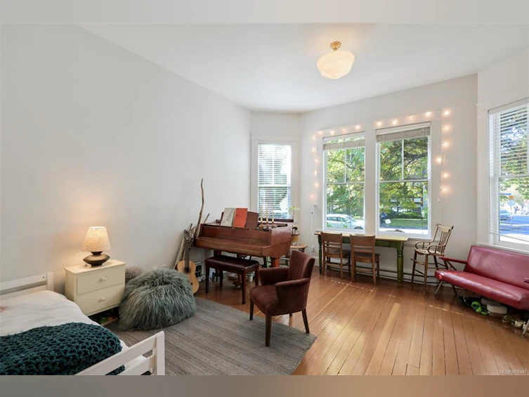 737 Vancouver Street, Victoria, BC, V8V 3V4 - 12