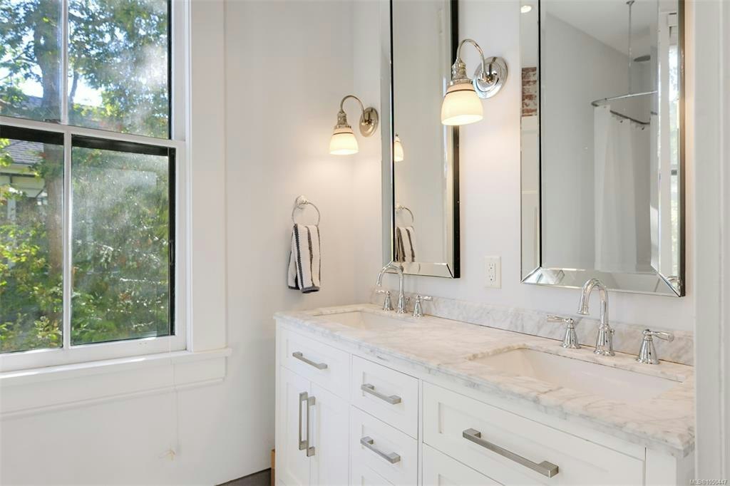 737 Vancouver Street, Victoria, BC, V8V 3V4 - 58