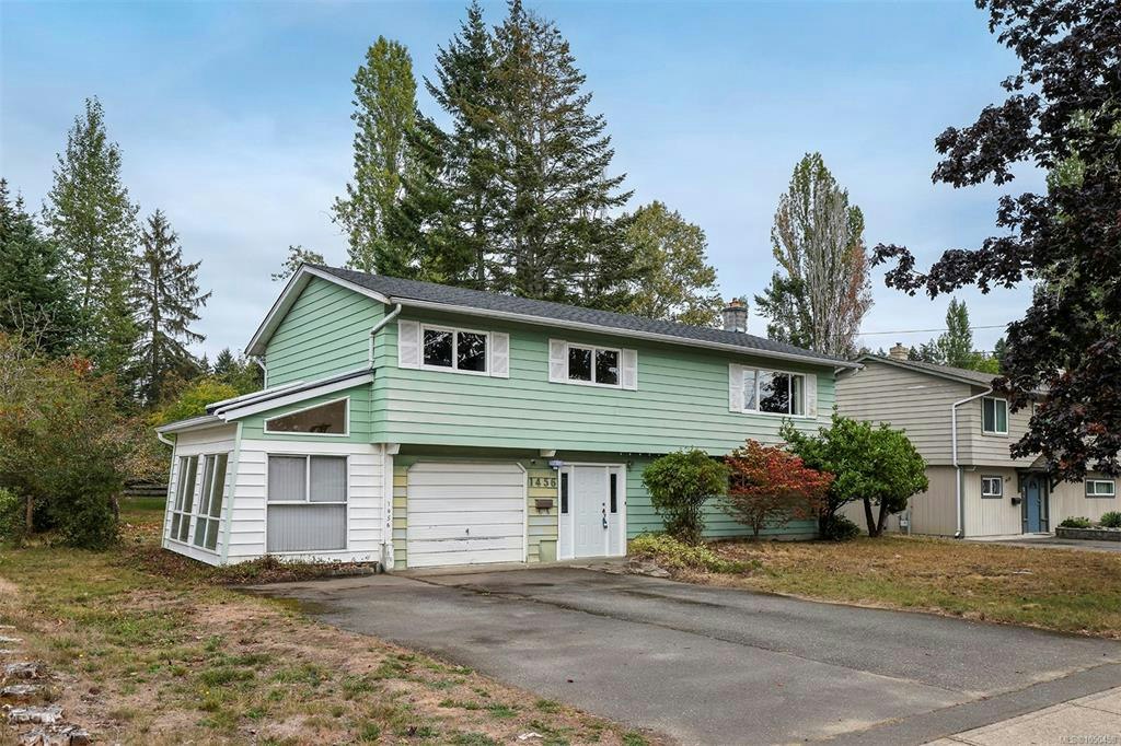 1456 Dogwood Avenue, Comox, BC, V9M 2Z5